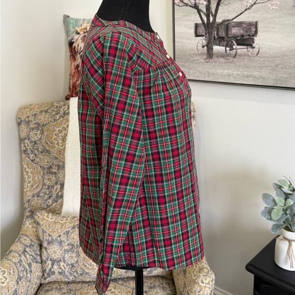 Vineyard Vines Red and Blue Long Sleeve Blouse with Bib Collar - Picture 5 of 8